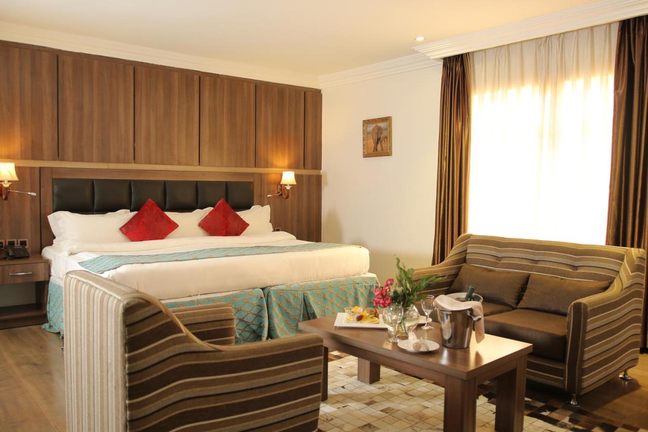Grand Pela Hotel & Suites アブジャ エクステリア 写真