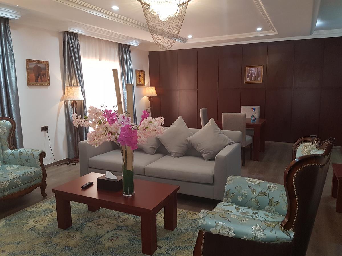 Grand Pela Hotel & Suites アブジャ エクステリア 写真