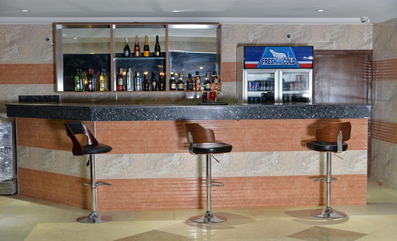 Grand Pela Hotel & Suites アブジャ エクステリア 写真